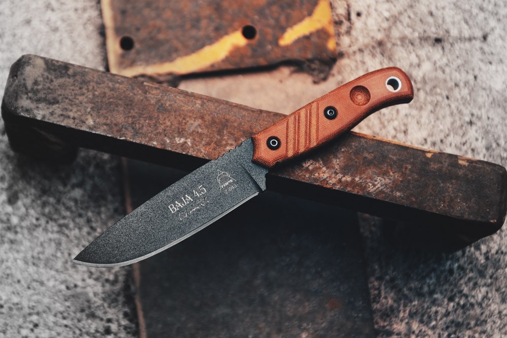 Baja knife store