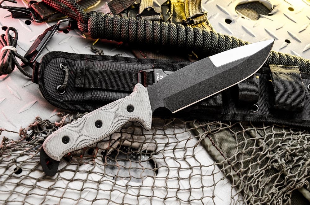 B.E.S.T. Black Eagle Strike Team Hunters Point - TOPS Knives