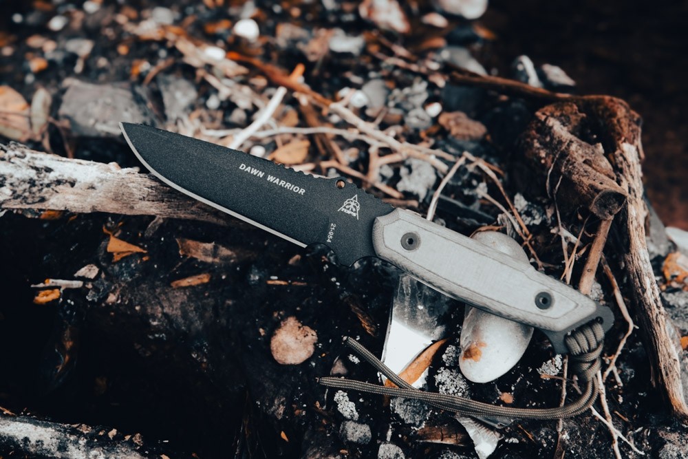 注目のブランド Knives TOPS - Knife Warrior Dawn Tactical USA OPS 個人装備