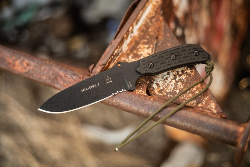 TOPS MIL-SPIE 5 MIL-05 fixed-blade knife in base uncustomized configuration with sheath
