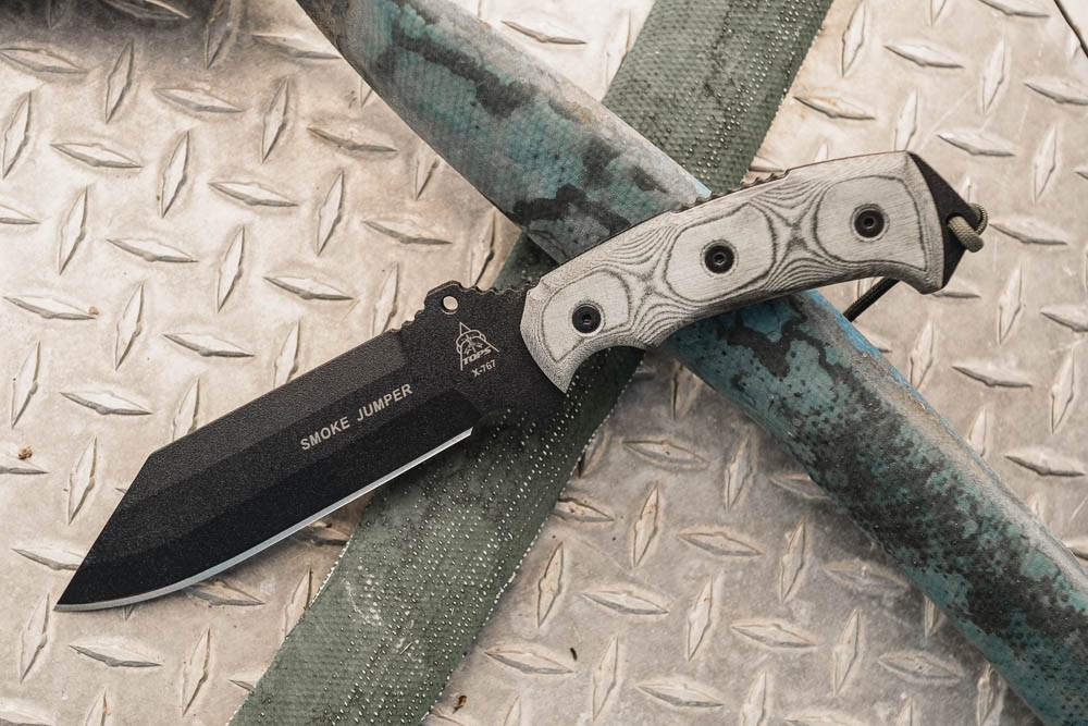 TOPS Smoke Jumper SJ626 fixed-blade knife in base uncustomized configuration with sheath