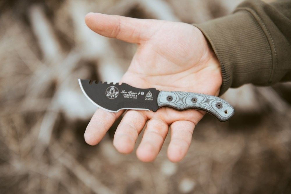 Couteau Tactical Tops Mini Tom Brown Tracker Carbone1095 Etui Kydex USA TPTBT040 