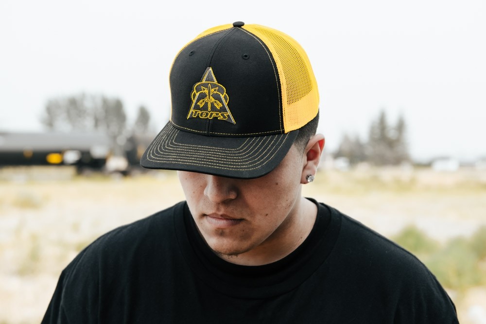 Black hat yellow hat outlet